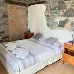 100mq 5 Mins To Center + Free Park And View Apartment