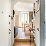 100mq 5 Mins To Center + Free Park And View Appartement