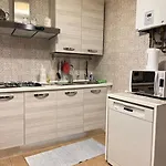 100mq 5 Mins To Center + Free Park And View Appartement *