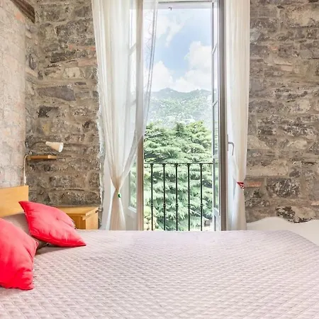 Appartement 100mq 5 Mins To Center + Free Park And View Côme