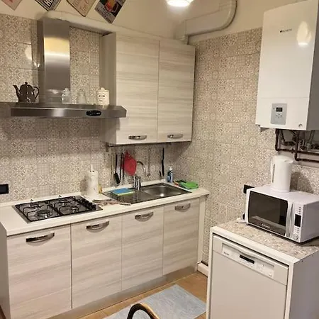 100mq 5 Mins To Center + Free Park And View Appartement