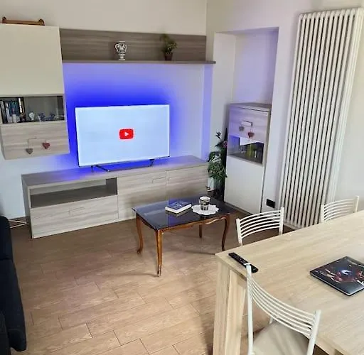 100mq 5 Mins To Center + Free Park And View