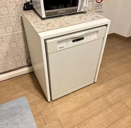 Διαμέρισμα 100mq 5 Mins To Center + Free Park And View