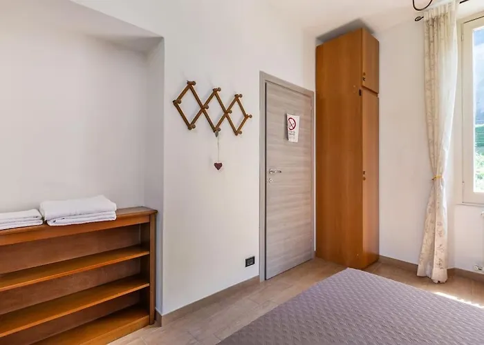 Διαμέρισμα 100mq 5 Mins To Center + Free Park And View *