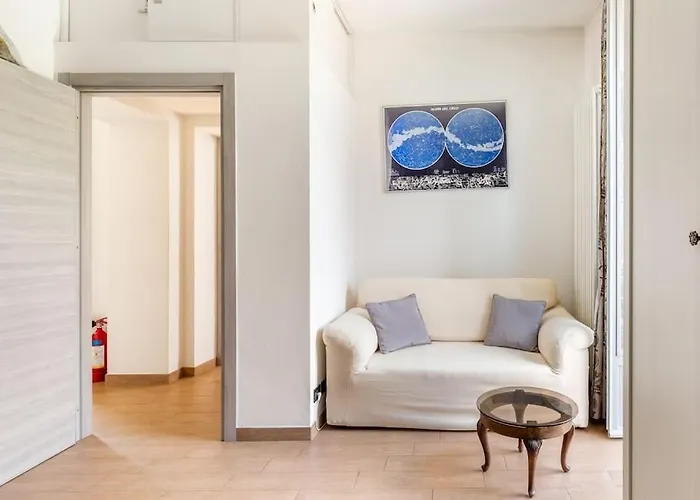 Διαμέρισμα 100mq 5 Mins To Center + Free Park And View *