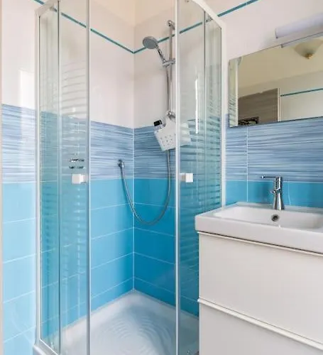 100mq 5 Mins To Center + Free Park And View Διαμέρισμα *