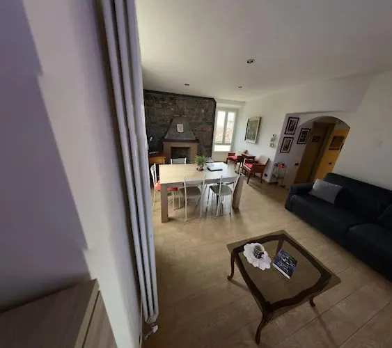 100mq 5 Mins To Center + Free Park And View *