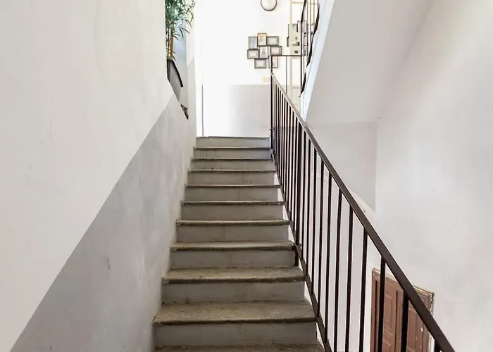 Διαμέρισμα 100mq 5 Mins To Center + Free Park And View *