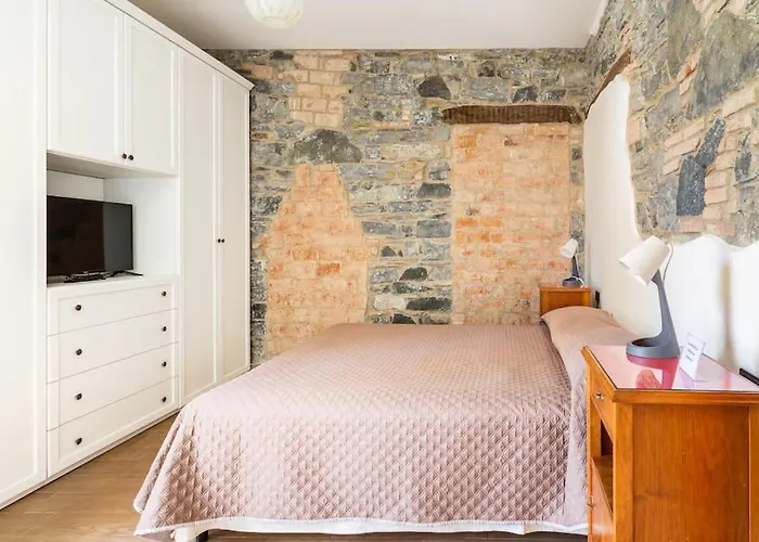 100mq 5 Mins To Center + Free Park And View Διαμέρισμα *