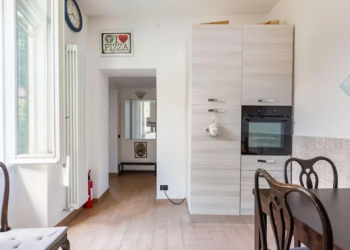 100mq 5 Mins To Center + Free Park And View Διαμέρισμα