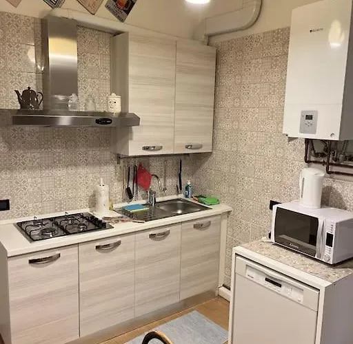 100mq 5 Mins To Center + Free Park And View Διαμέρισμα