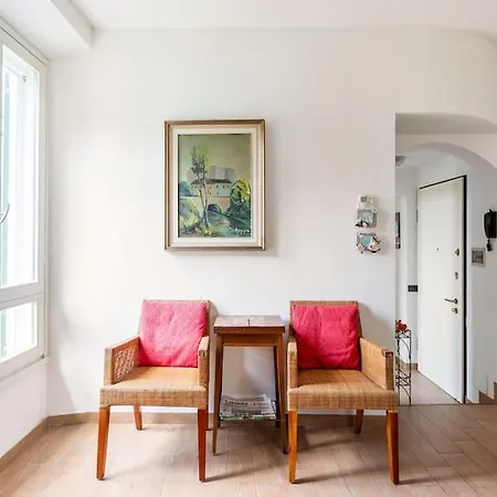 100mq 5 Mins To Center + Free Park And View * Como