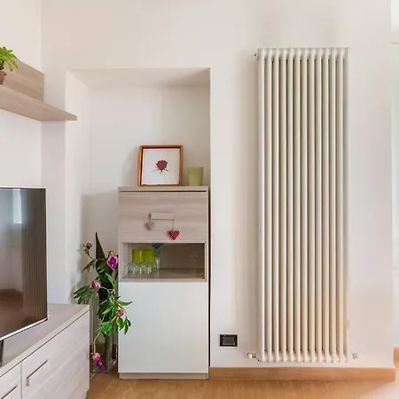 100mq 5 Mins To Center + Free Park And View * Como