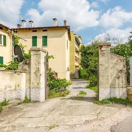 100mq 5 Mins To Center + Free Park And View *