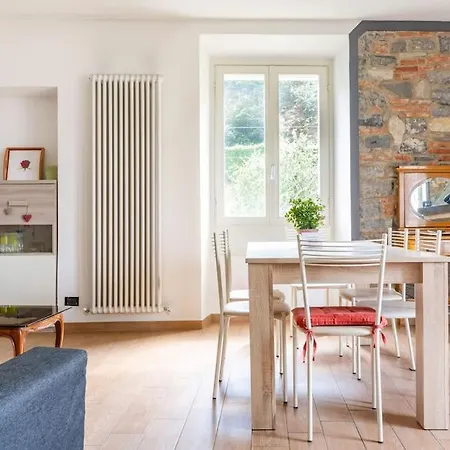 Lägenhet 100mq 5 Mins To Center + Free Park And View *