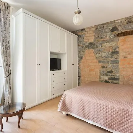 Lägenhet 100mq 5 Mins To Center + Free Park And View Como