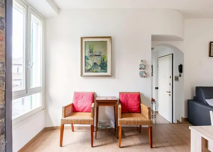100mq 5 Mins To Center + Free Park And View * Como